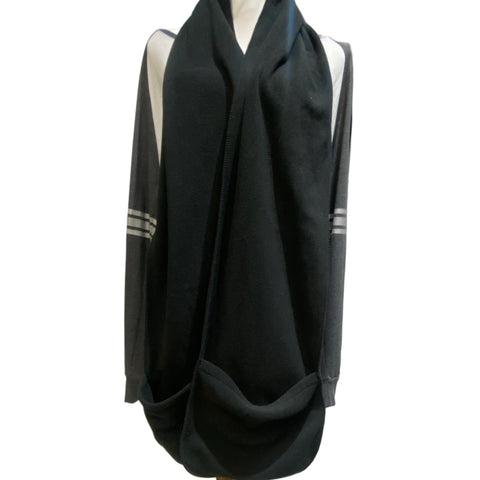 Port Authority Fleece Scarf With Pockets